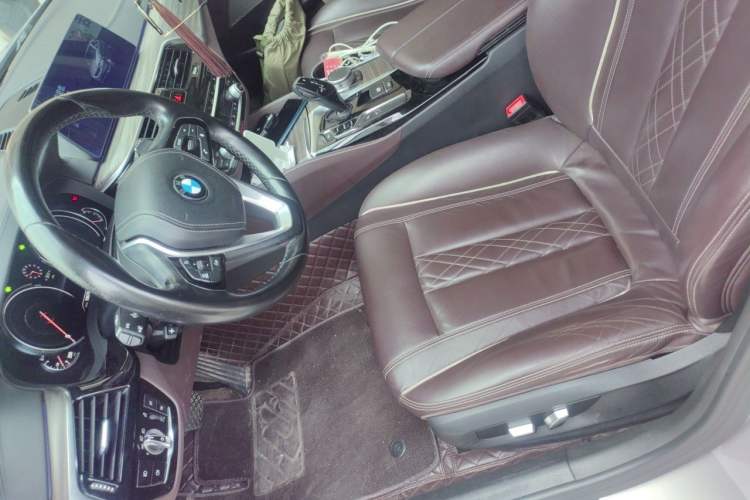 Used BMW 5 Series 2018 Facelifted 530Li Luxury Edition Premium Package Left Front Seat
