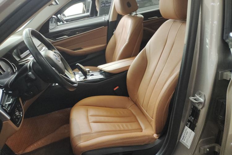 Used BMW 5 Series 2018 528Li Launch Special Edition Left Front Seat