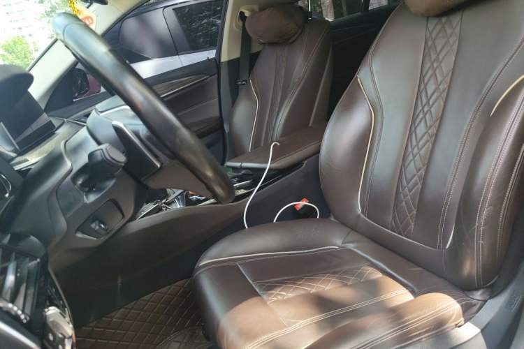 Used BMW 5 Series 2018 530Li Leading Edition Luxury Package Left Front Seat