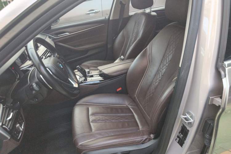 Used BMW 5 Series 2018 Revised Version 530Li Leading Edition Luxury Package Left Front Seat