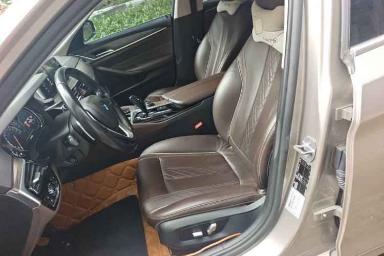 Used BMW 5 Series 2018 530Li Leading Edition Luxury Package Left Front Seat