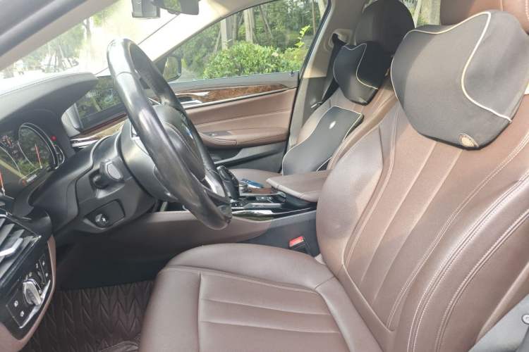 Used BMW 5 Series 2018 525Li Luxury Package Left Front Seat