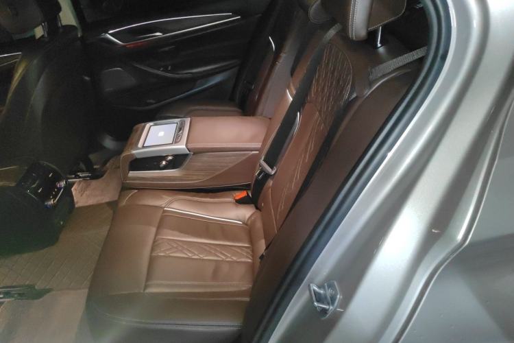 Used BMW 5 Series 2018 Facelifted 530Li Luxury Edition Premium Package Left Rear Seat