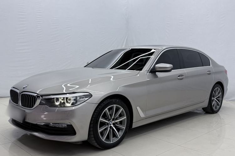 Używany BMW 5 Series 2018 528Li Launch Special Edition Guazi used car, China used car export, Used car for sale, Used cars, Cheapest cars for sale