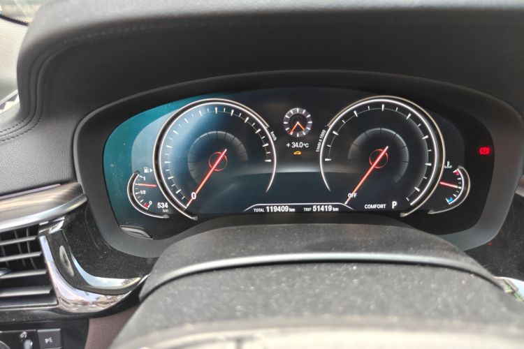 Used BMW 5 Series 2018 530Li Luxury Edition Premium Package Odometer Close Up