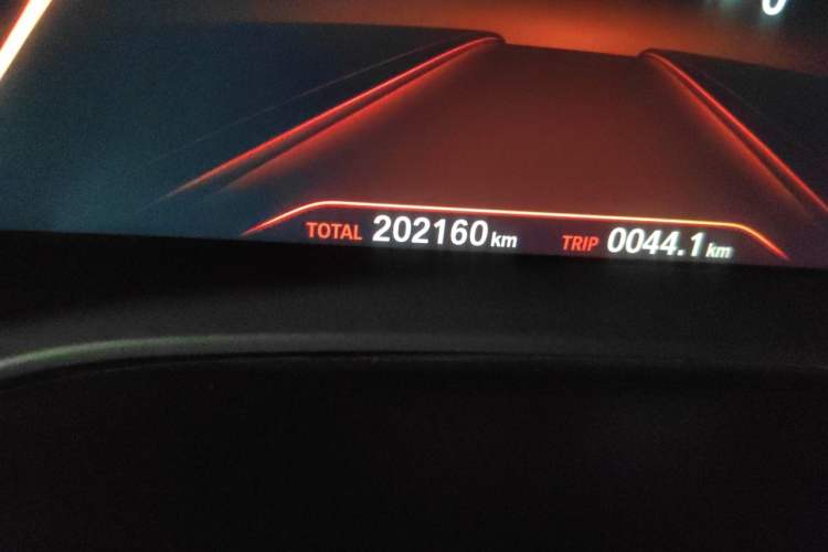 Used BMW 5 Series 2018 Facelifted 530Li Luxury Edition Premium Package Odometer Close Up