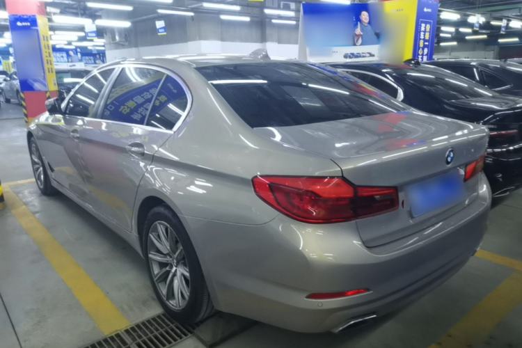 Used BMW 5 Series 2018 528Li Launch Special Edition Rear Left 45 Deg