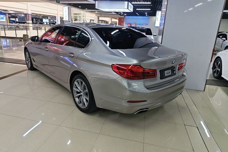 Used BMW 5 Series 2018 528Li Launch Special Edition Rear Left 45 Deg