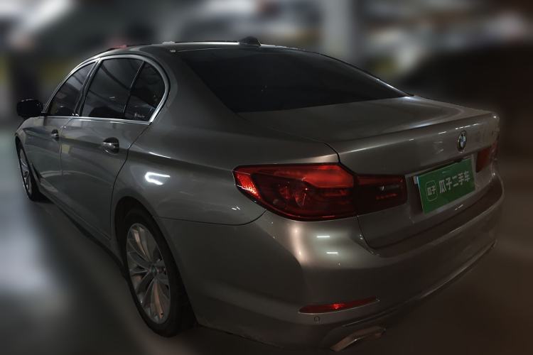 Used BMW 5 Series 2018 525Li Luxury Package Rear Left 45 Deg