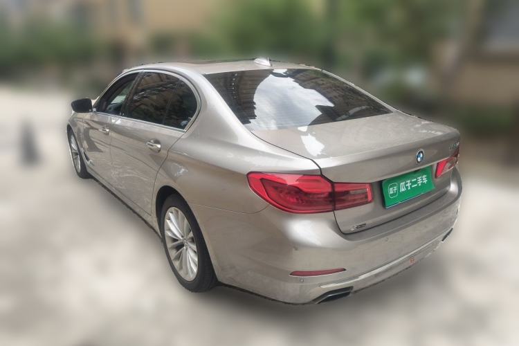 Used BMW 5 Series 2018 Facelifted 530Li xDrive Luxury Package Rear Left 45 Deg