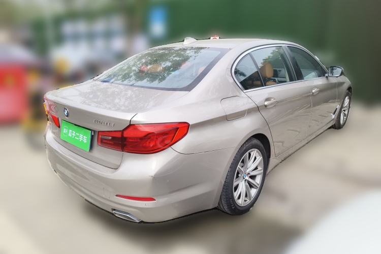 Used BMW 5 Series 2018 528Li Launch Special Edition Rear Right 45 Deg