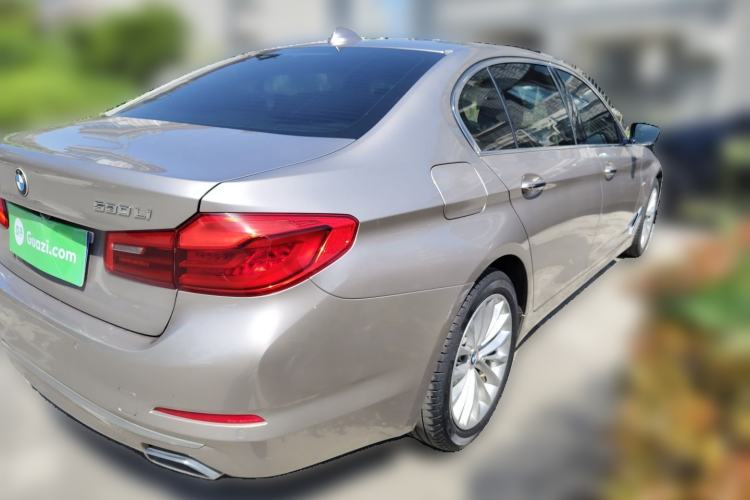 Used BMW 5 Series 2018 530Li Leading Edition Luxury Package Rear Right 45 Deg