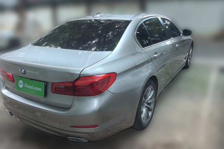 Used BMW 5 Series 2018 528Li Launch Special Edition Rear Right 45 Deg