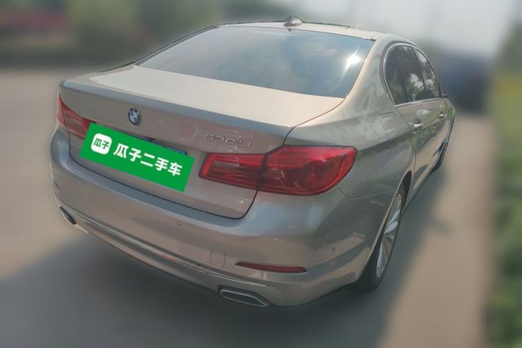 Used BMW 5 Series 2018 Revised Version 530Li Leading Edition Luxury Package Rear Right 45 Deg