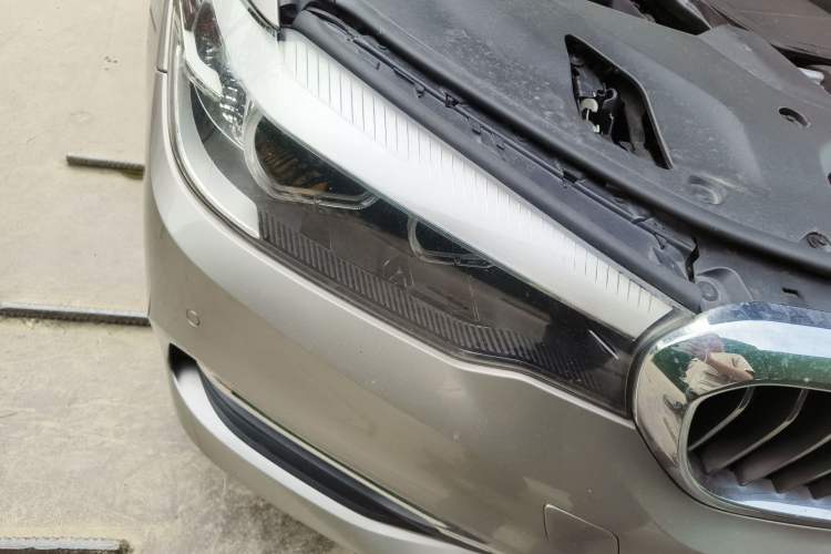 Used BMW 5 Series 2018 528Li Launch Special Edition Right Front Headlight