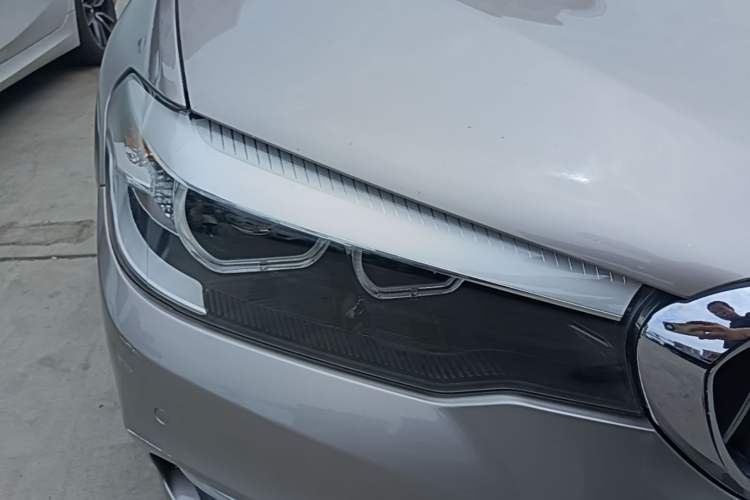 Used BMW 5 Series 2018 528Li Launch Special Edition Right Front Headlight