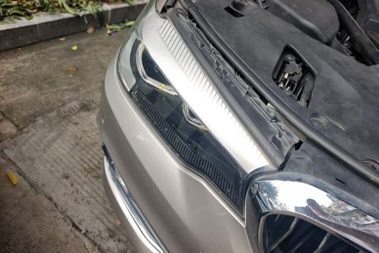 Used BMW 5 Series 2018 530Li Leading Edition Luxury Package Right Front Headlight