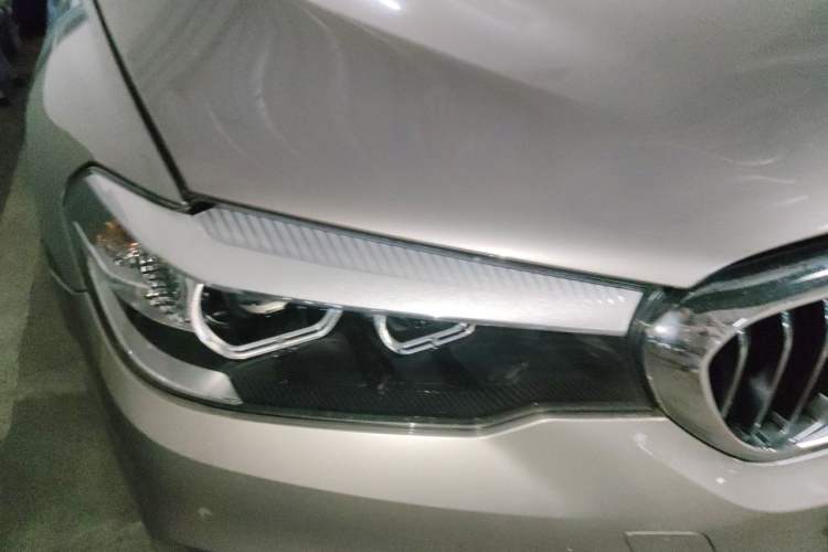 Used BMW 5 Series 2018 Facelifted 530Li xDrive Luxury Package Right Front Headlight