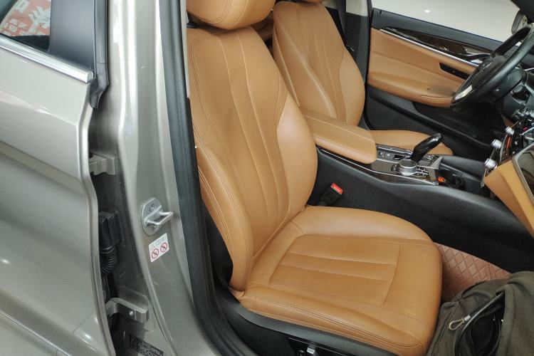Used BMW 5 Series 2018 528Li Launch Special Edition Right Front Seat