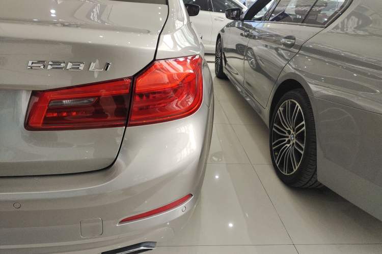 Used BMW 5 Series 2018 528Li Launch Special Edition Right Rear Taillight