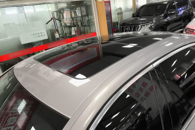 Used BMW 5 Series 2018 530Li Leading Edition Luxury Package Roof