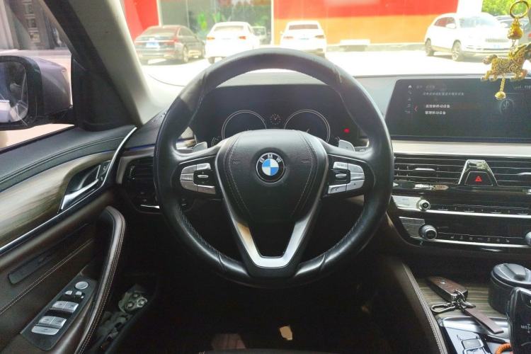 Used BMW 5 Series 2018 530Li Leading Edition Luxury Package Steering Wheel