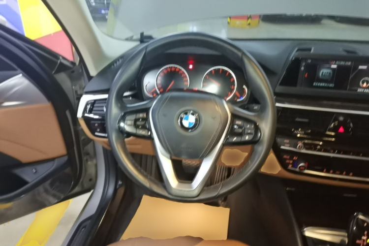 Used BMW 5 Series 2018 528Li Launch Special Edition Steering Wheel