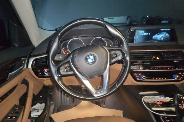 Used BMW 5 Series 2018 528Li Launch Special Edition Steering Wheel