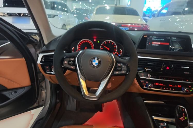 Used BMW 5 Series 2018 528Li Launch Special Edition Steering Wheel
