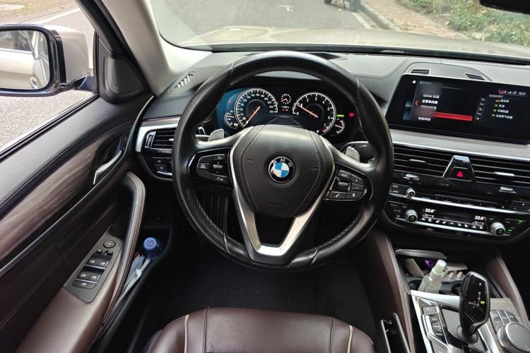 Used BMW 5 Series 2018 530Li Luxury Edition Premium Package Steering Wheel