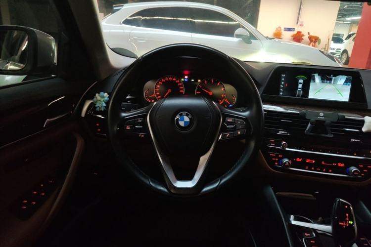 Used BMW 5 Series 2018 528Li Launch Special Edition Steering Wheel