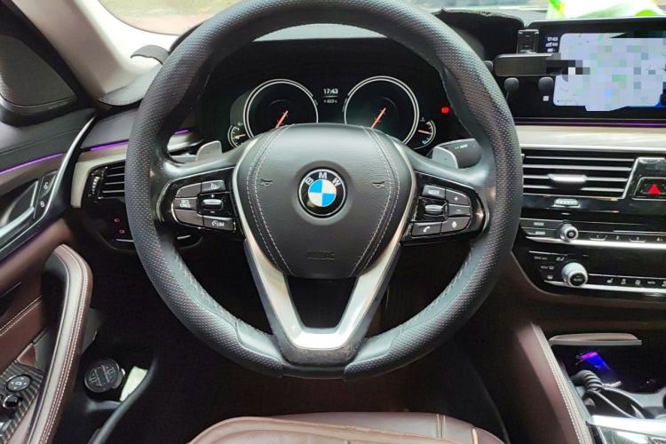 Used BMW 5 Series 2018 530Li Leading Edition Luxury Package Steering Wheel