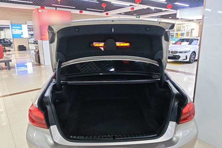 Used BMW 5 Series 2018 528Li Launch Special Edition Trunk