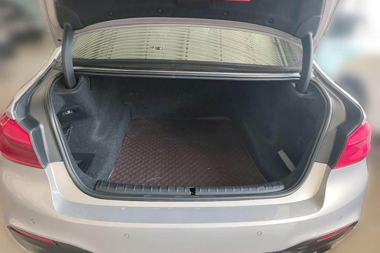 Used BMW 5 Series 2018 Facelifted 530Li Luxury Edition Premium Package Trunk