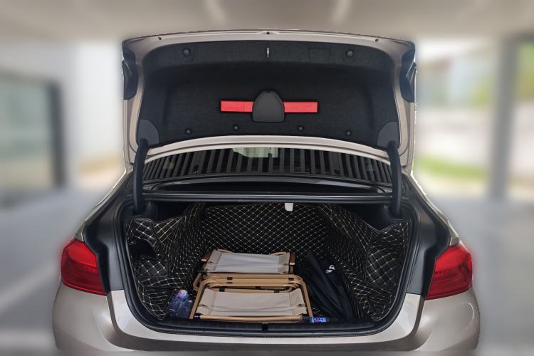 Used BMW 5 Series 2018 528Li Launch Special Edition Trunk