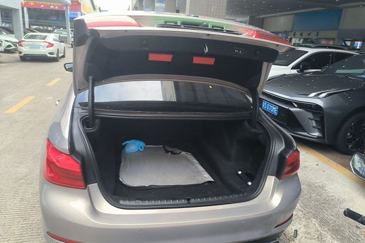 Used BMW 5 Series 2018 528Li Launch Special Edition Trunk