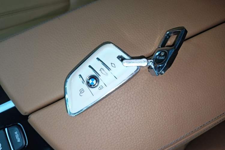 Used BMW 5 Series 2018 528Li Launch Special Edition Vehicle Key