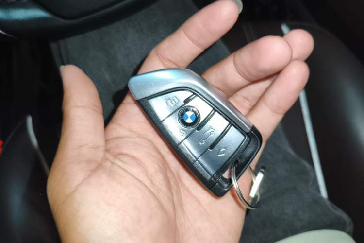 Used BMW 5 Series 2018 530Li Luxury Edition Premium Package Vehicle Key