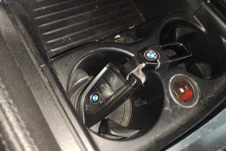 Used BMW 5 Series 2018 525Li Luxury Package Vehicle Key
