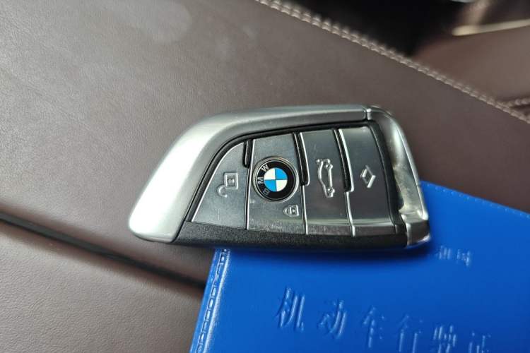 Used BMW 5 Series 2018 530Li Luxury Edition Premium Package Vehicle Key