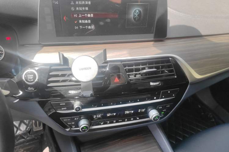 Used BMW 5 Series 2018 530i M Sport Package Audio And AC Panel