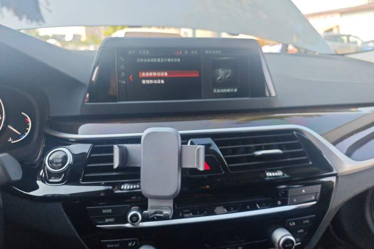Used BMW 5 Series 2018 528Li Launch Special Edition Audio And AC Panel