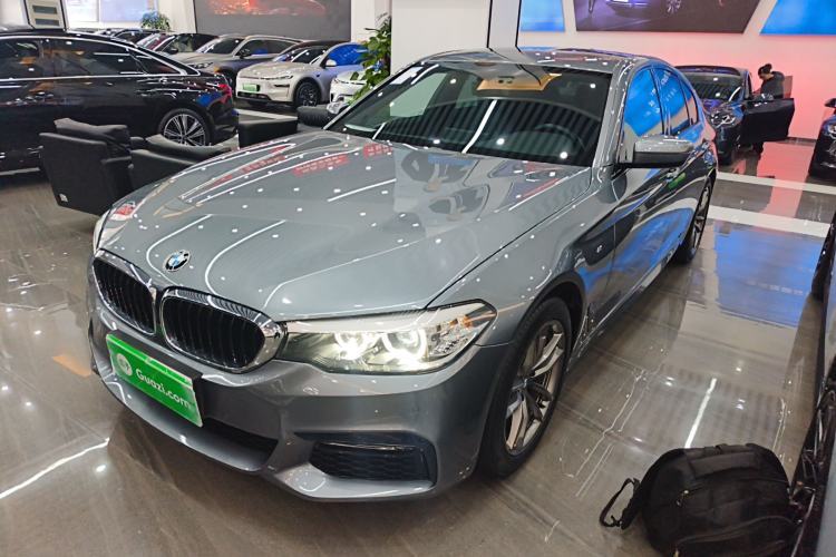 Used BMW 5 Series 2018 525i M Sport Package Guazi used car, China used car export, Used car for sale, Used cars, Cheapest cars for sale
