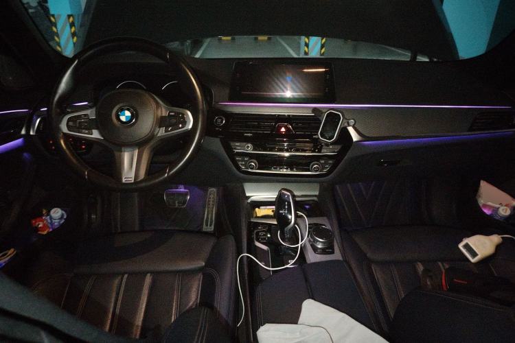 Used BMW 5 Series 2018 525i M Sport Package Center Console