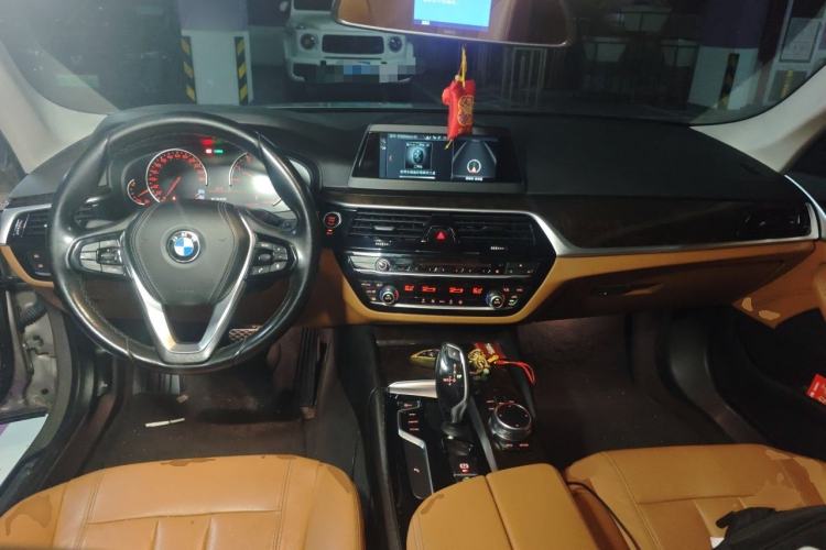 Used BMW 5 Series 2018 528Li Launch Special Edition Center Console