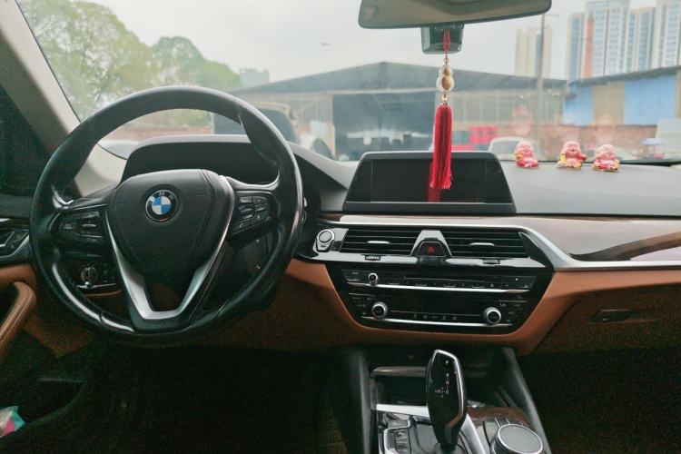 Used BMW 5 Series 2018 528Li Launch Special Edition Center Console