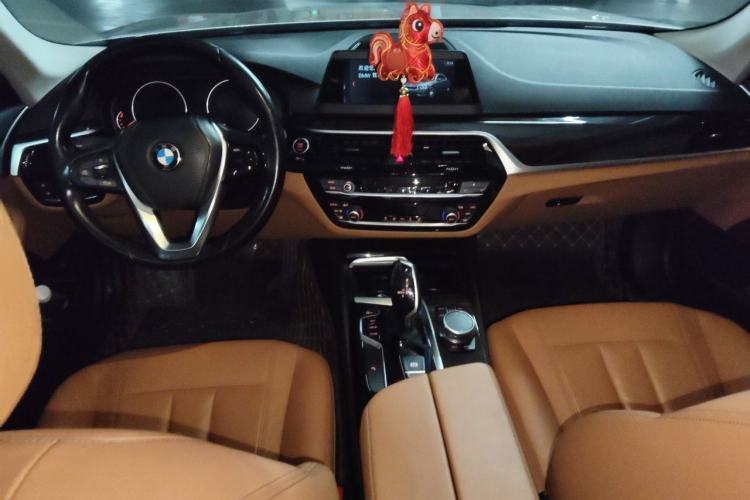 Used BMW 5 Series 2018 528Li Launch Special Edition Center Console