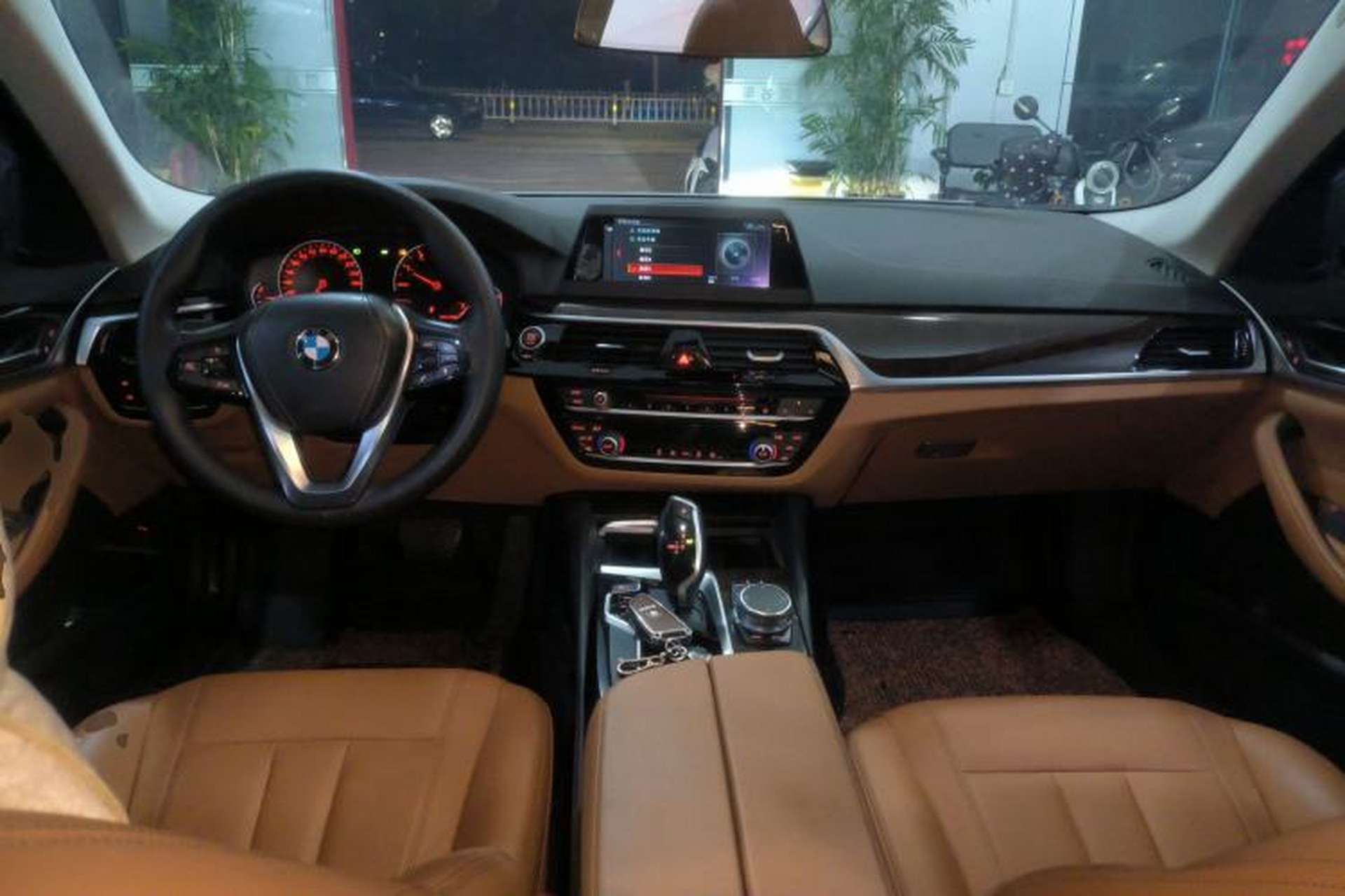 Used BMW 5 Series 2018 528Li Launch Special Edition Center Console