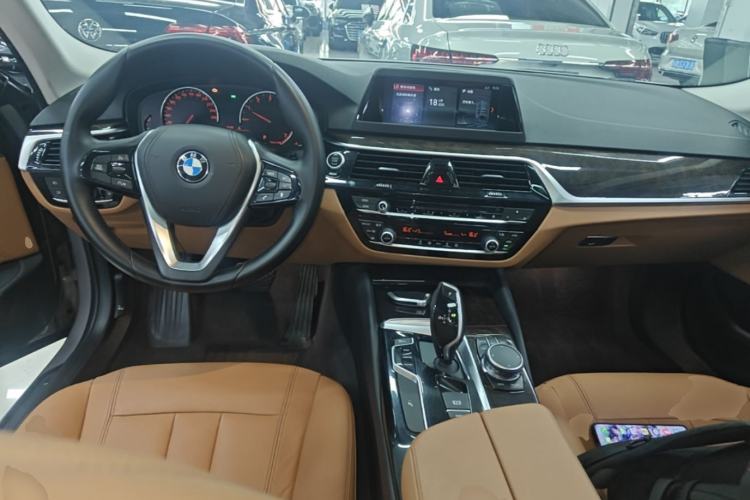 Used BMW 5 Series 2018 528Li Launch Special Edition Center Console