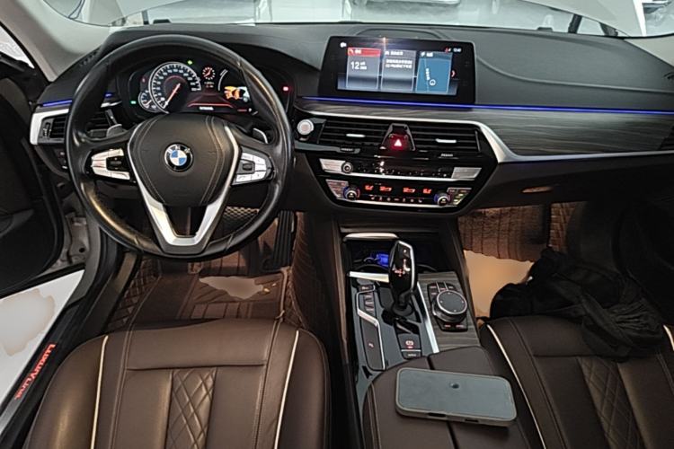Used BMW 5 Series 2018 Revised Version 530Li Leading Edition Luxury Package Center Console